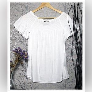 Off the shoulder - boatneck shear top